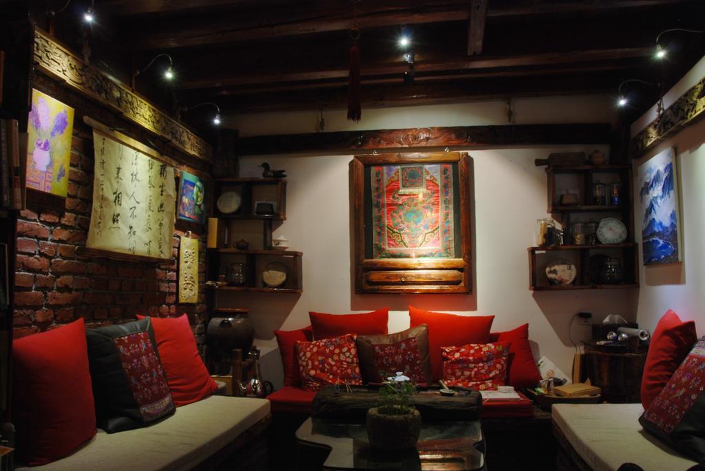 Lazy Tiger Inn 丽江 外观 照片