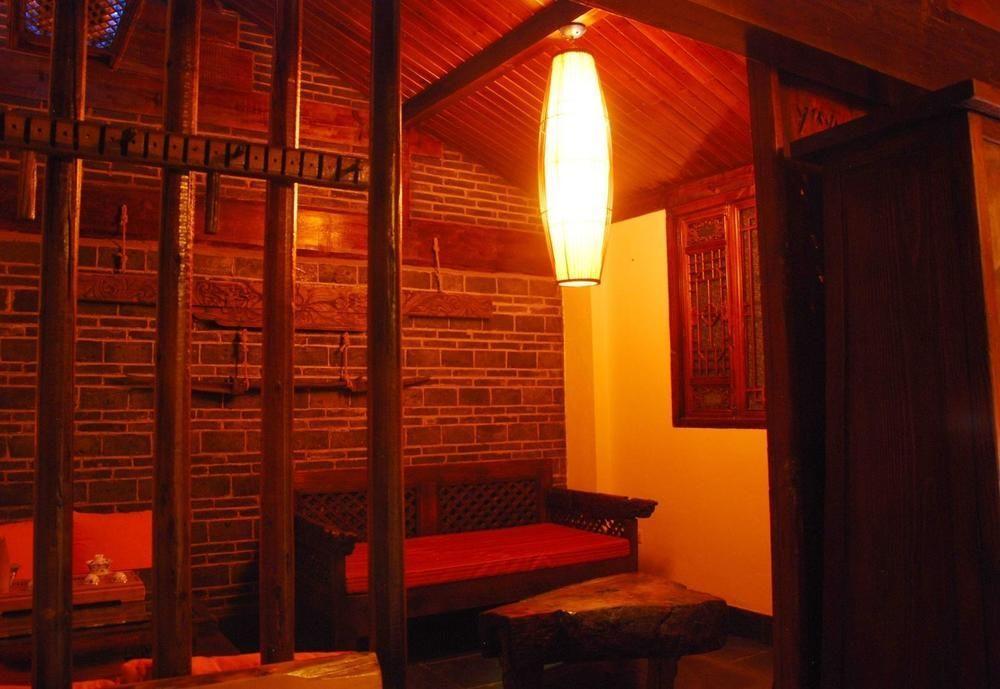 Lazy Tiger Inn 丽江 外观 照片